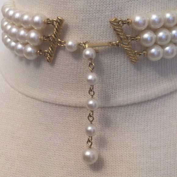 Faux Pearl Choker with Rhinestone Spacers. - Picture 2 of 2